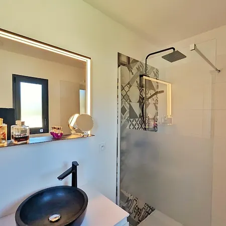 度假居 Le Paradis Moderne De ! *